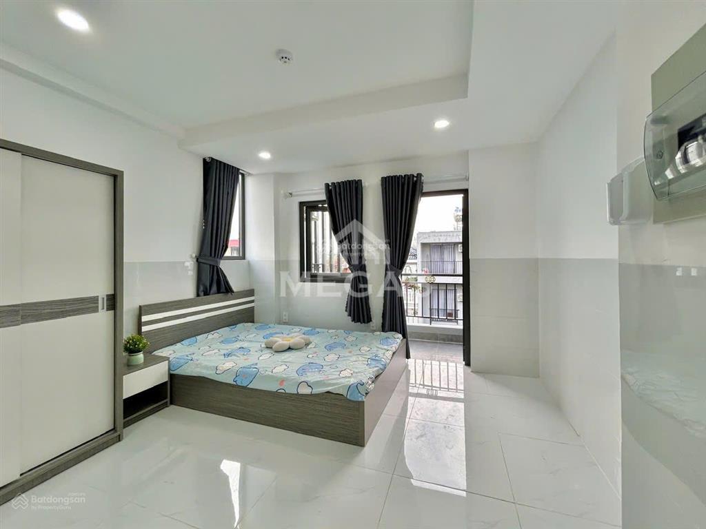 Trống studio ban công/full nội thất/giá 4x/trong kdc an ninh, đậu oto free