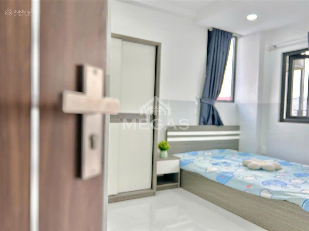 Trống studio ban công/full nội thất/giá 4x/trong kdc an ninh, đậu oto free