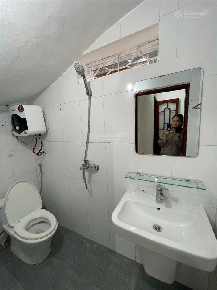 Cho thuê phòng 3,5tr/th full đồ 2 mặt ngõ thoáng tại số 9a bằng liệt, hoàng mai, hà nội