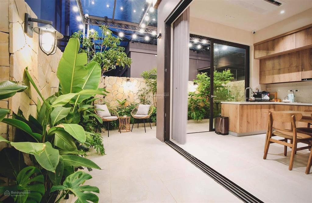 Bán lk xẻ khe 98 m2, có sổ, giá 10,5 tỷ bao phí