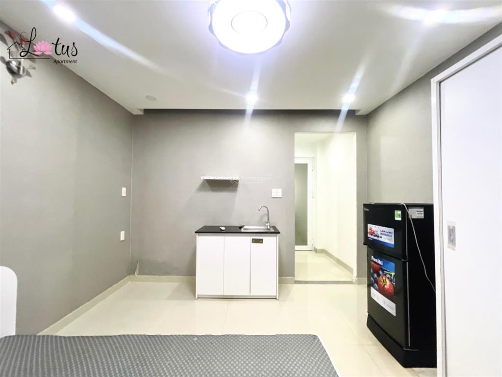 Studio giá rẻ full nội thất có cửa sổ ngay lê văn sỹ phú nhuận