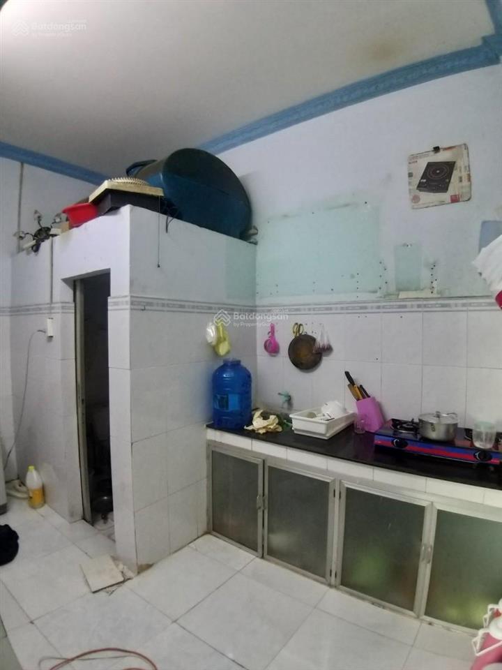 Bán nhà ngay quốc lộ 13 ngang lớn 8m  102m2 gần vạn phúc city chỉ 6 tỷ