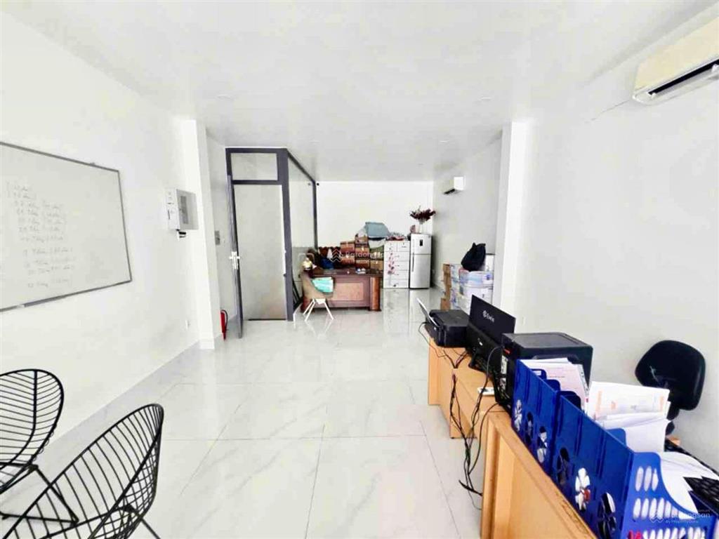 Nhà mặt tiền đường 12m  ô tô quay đầu trước nhà  ngay vạn phúc  85m2