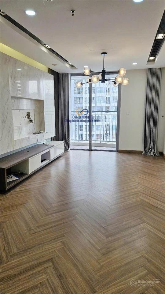 Cho thuê căn hộ 2 phòng ngủ park hill, giá 14 triệu/ tháng times city