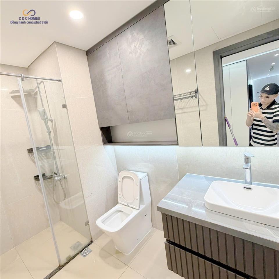 Cho thuê căn 2 ngủ full đồ times city