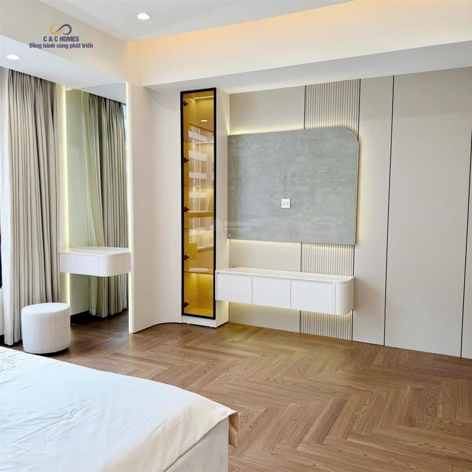 Chính chủ bán căn hộ 2pn times city tòa t04