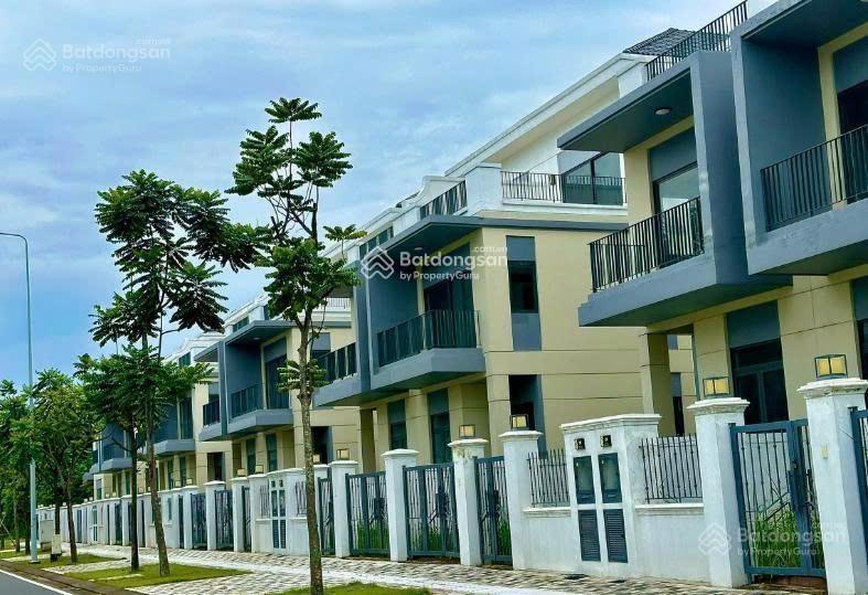 Giá độc quyền từ cđt! bán nhà phố valencia aqua city, dt 5 x 19.5m, giá chốt 5tỷ2