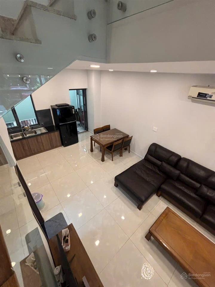 Kdc river park  vòng xoay liên phường q9  nhà đẹp full nội thất xịn 4pn sân oto