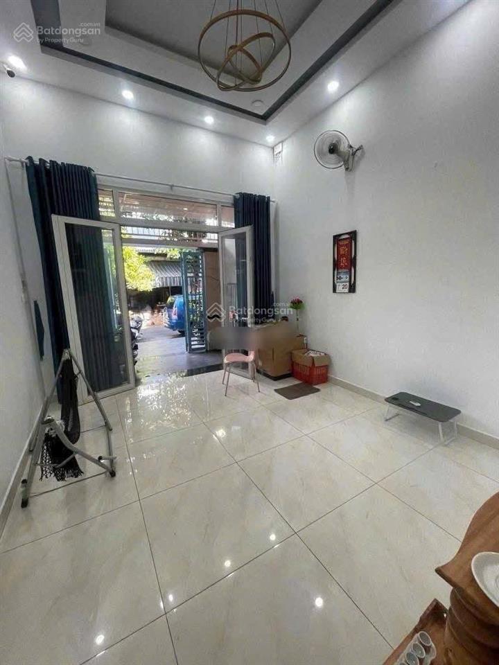 Nhà full nội thất kdc phước bình  đỗ xuân hợp  2 lầu 3pn đường nội bộ đậu oto