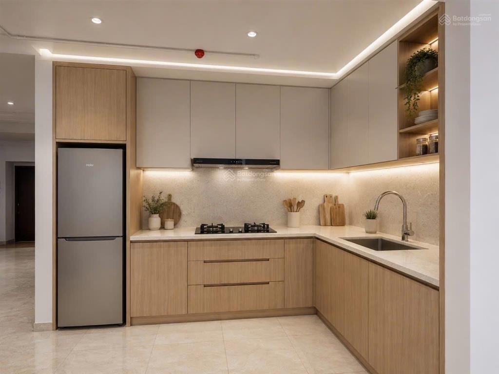 Cần bán gấp căn duplex  188m2  tầng 20  giá sale 7,8 tỷ
