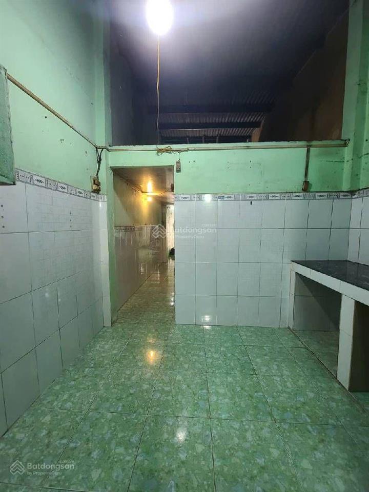 Nhà cấp4 hơi cũ, đường 3m sạch sẽ, tân thới nhất 08  dt 45m2, giá chỉ 3tỷ xíu xiu