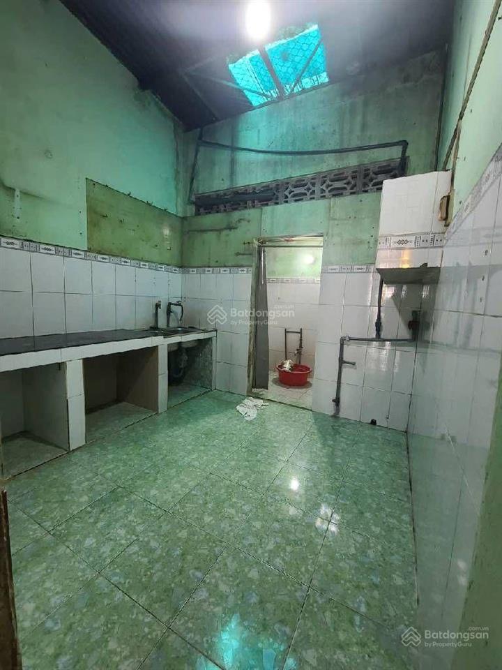 Nhà cấp4 hơi cũ, đường 3m sạch sẽ, tân thới nhất 08  dt 45m2, giá chỉ 3tỷ xíu xiu