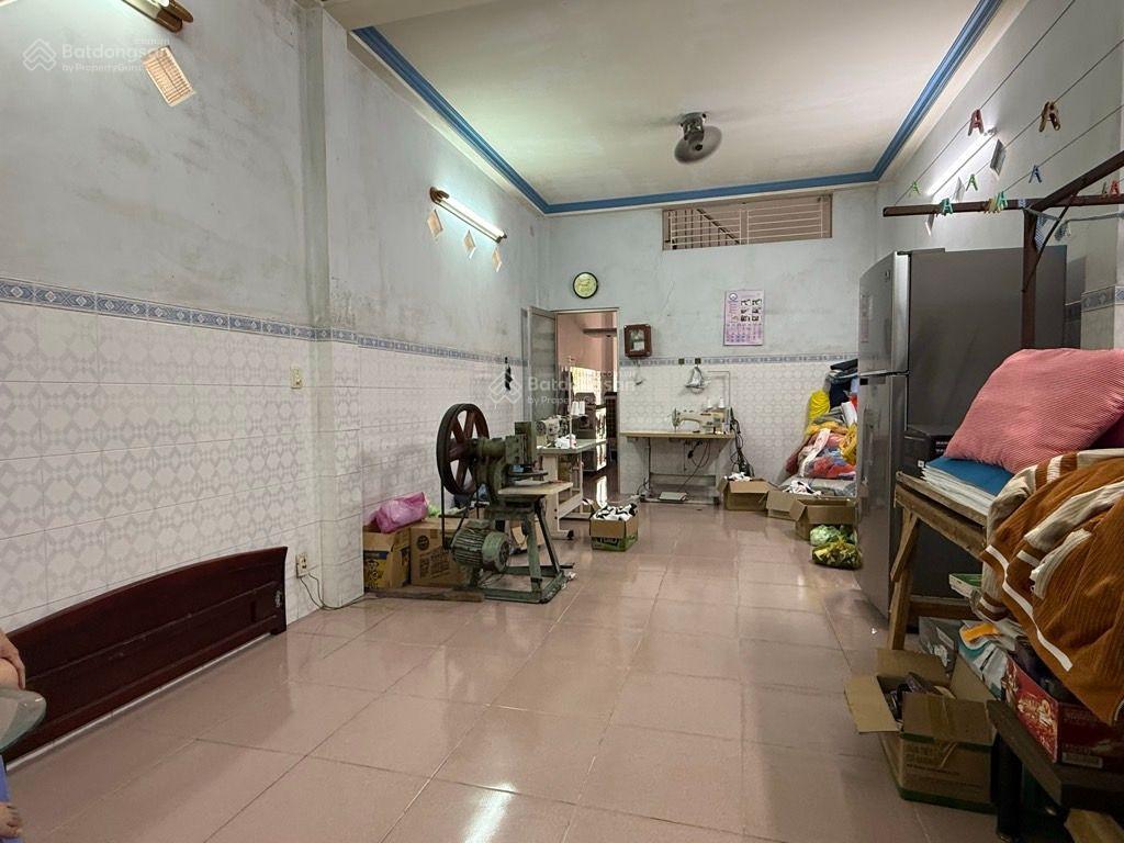 Bán nhà 2 tầng trương thị hoa  lê văn khương  80m2  hẻm xe hơi tránh  nhỉnh 5 tỷ, qua gò vấp 2p