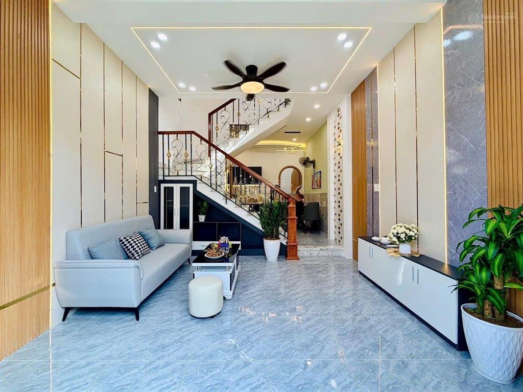 Bán nhà riêng tại đường 3 tháng 2, lái thiêu, 1,35 tỷ, 73m2, thu nhập 7tr/th, cách eaon chỉ 400m