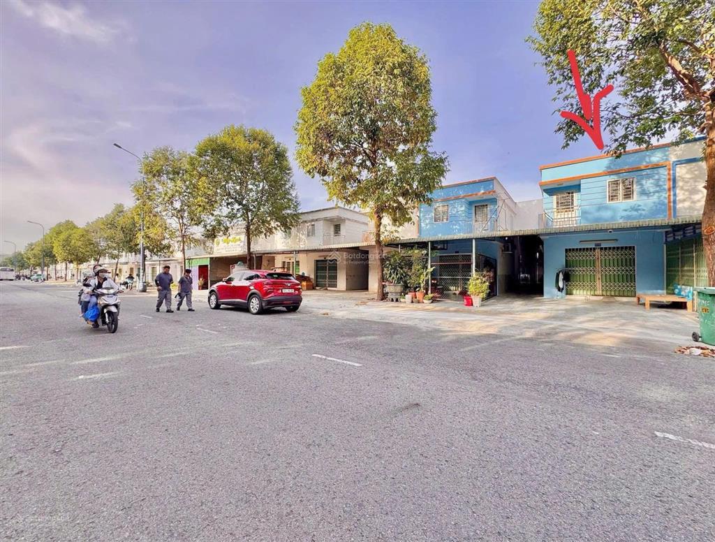 Bán dãy trọ đường na2, phường mỹ phước 2, bến cát, sổ sẵn, nguồn thu 16tr/th