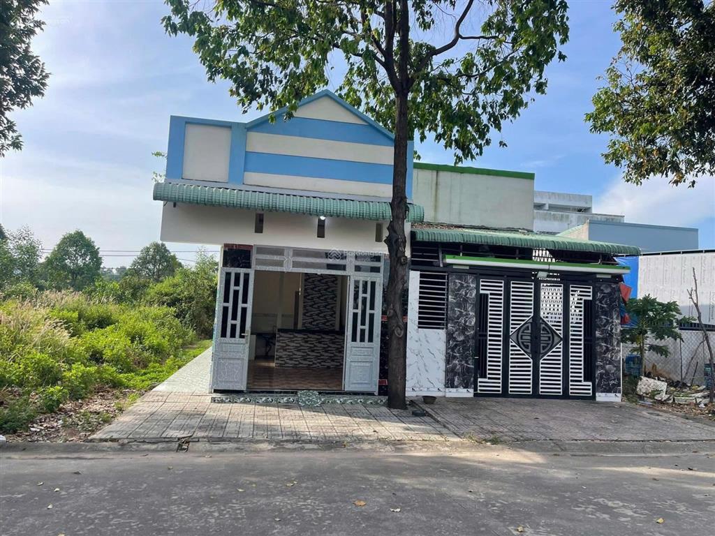 Bán dãy trọ đường nb5, mỹ phước, bến cát, gía 850 triệu, 1kiot 5p,thu nhập 8tr/th, sát bên kcn 300m
