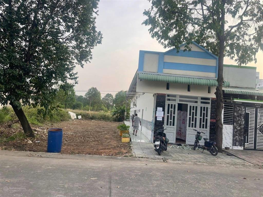Bán dãy trọ đường nb5, mỹ phước, bến cát, gía 850 triệu, 1kiot 5p,thu nhập 8tr/th, sát bên kcn 300m