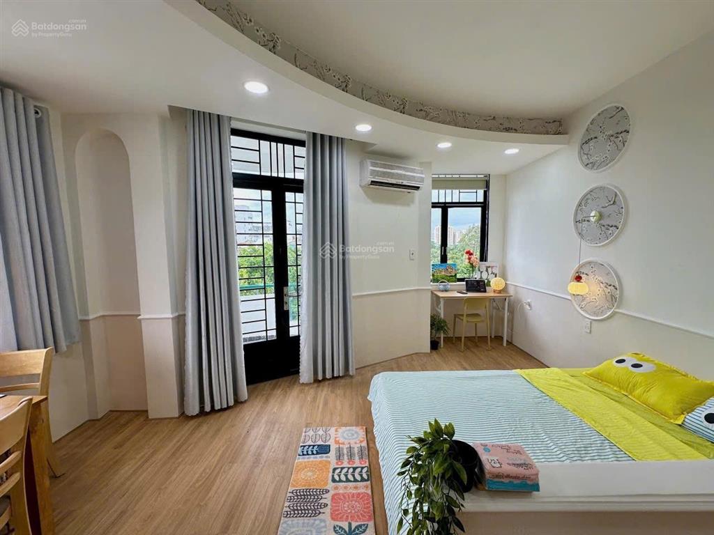 Lên ngay căn studio ban công lớn siêu thoáng full nội thất
