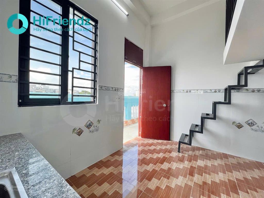 Duplex ban công siêu hạt dẻ ngay chợ cây xoài