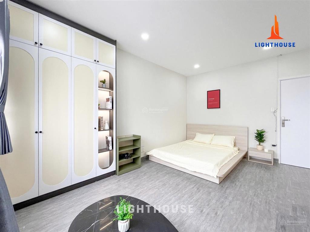Siêu phẩm phòng full nội thất ban công siêu rộng