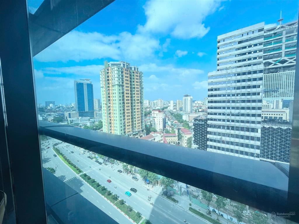 Tầng cao, view đẹp  văn phòng hạng a  nguyễn chí thanh  pháp lý đầy đủ