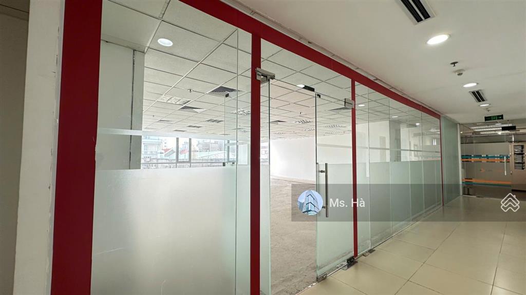 Trực tiếp cđt  cho thuê văn phòng láng hạ diện tích linh hoạt, giá tốt trong khu vực
