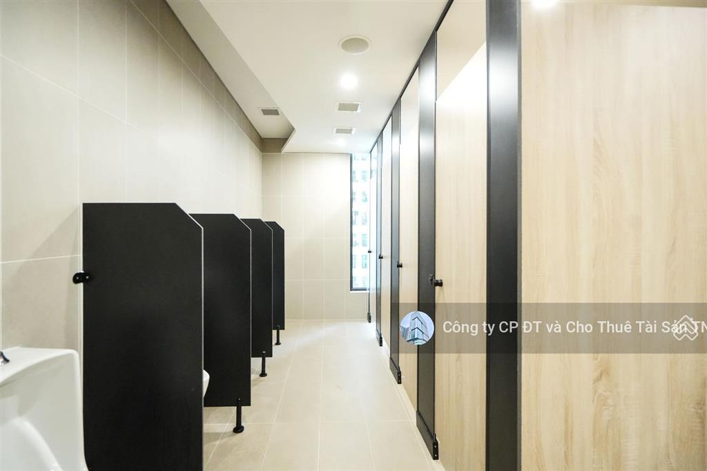 Chính chủ cho thuê văn phòng chuyên nghiệp rox tower goldmark city 136 hồ tùng mậu