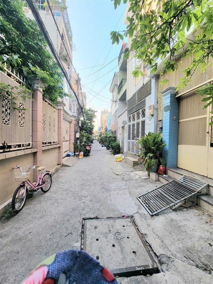 Bán nhà 3 tầng trần xuân soạn, quận 7, hxh, ngang 4.8m, 6.5 tỷ