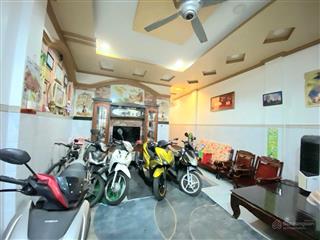 Bán chdv huỳnh tấn phát, quận 7, 138m2, nở hậu, dòng tiền 40tr/ tháng, 12.5 tỷ
