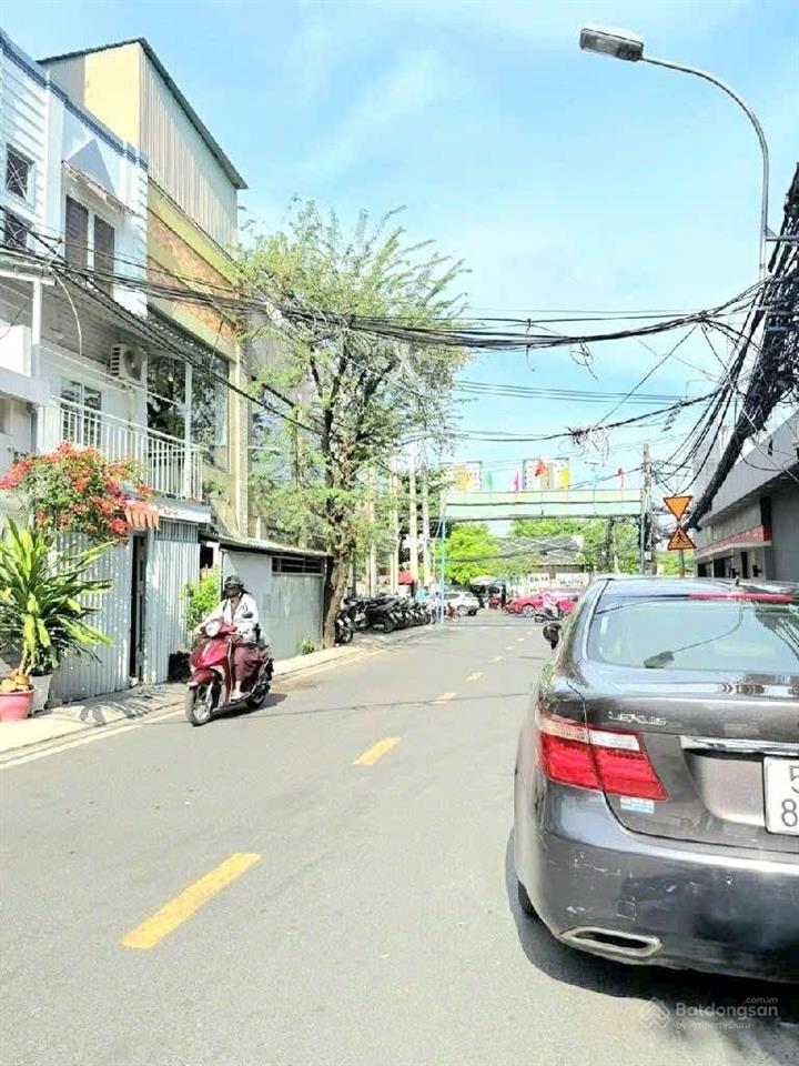 Bán nhà 4 tầng mtkd sát nguyễn thị thập, quận 7, 44m2, 5.5 tỷ