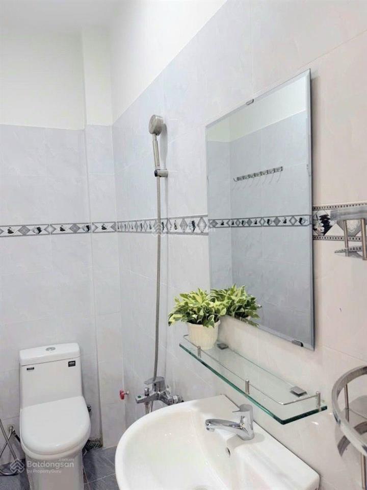 Bán nhà 2 tầng full nội thất thất cạnh kcx tân thuận, quận 7, nở hậu, 5.8 tỷ