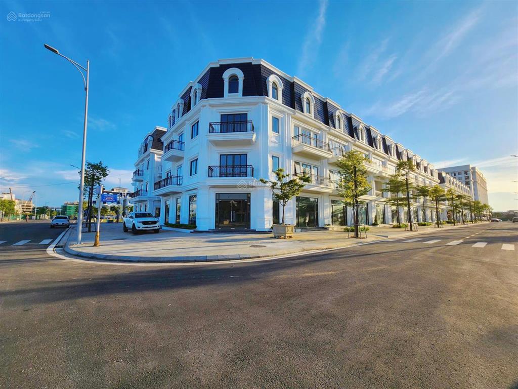 7, x tỷ cho nhà phố thương mại 4 tầng  phú xuân city có gì để đáng xuống tiền?