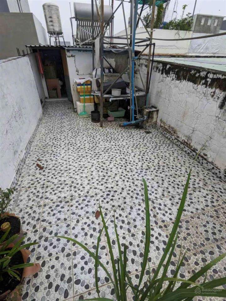 Linh đông đường 22 nhà 4 tầng giá chỉ 2,2 tỷ