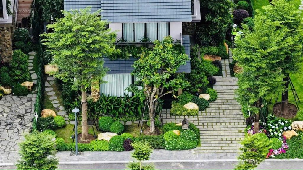 Biệt thự rừng 409m² eco retreat, 4 mặt thoáng, 3 mặt tiền, trực diện hồ thiên nga chiết khấu cao