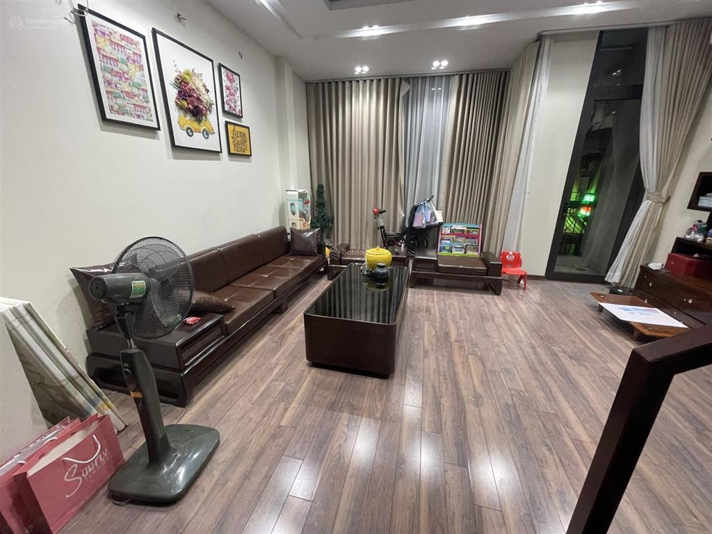 Cho thuê nhà 52 trần đăng ninh  5 tầng  full đồ