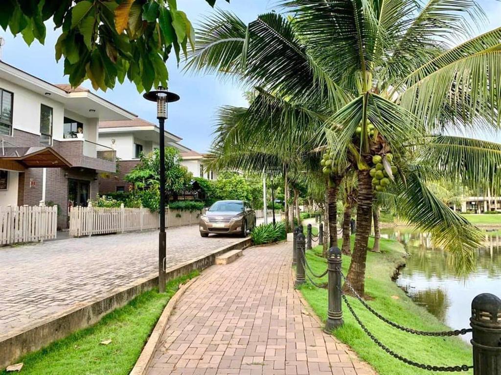 Bán biệt thự camellia garden, khu biệt lập an ninh 24/7. giá 20 tỷ