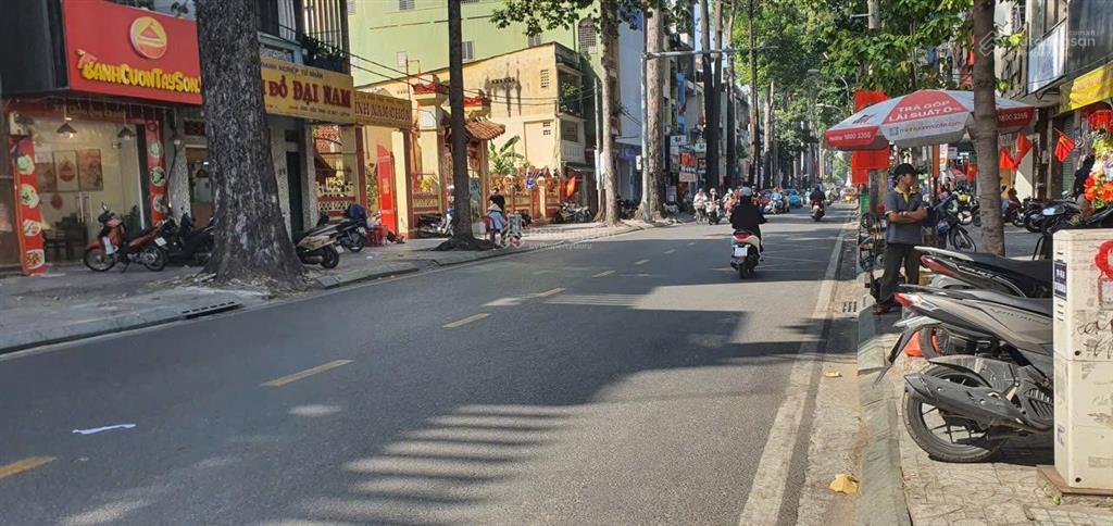 Cho thuê nhà nguyên căn, mặt tiền trần quảng khải, kinh doanh đa ngành, dài hạn