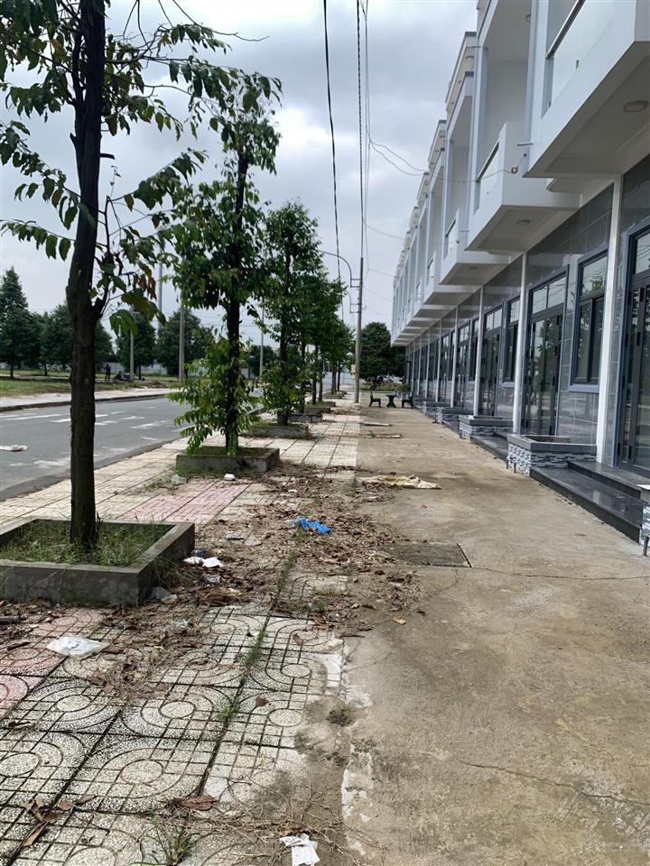 Bán nhà riêng view đẹp tại nhà ở xã hội kcn cầu tràm, 1,715 tỷ, 117m2