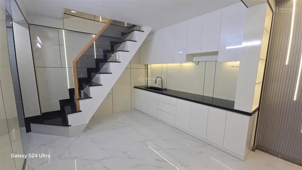 Bán nhà mới xây tại an bình, 5,99 tỷ, 30m2, 3pn, 3wc, 4 tầng, hàng hiếm sổ nở hậu