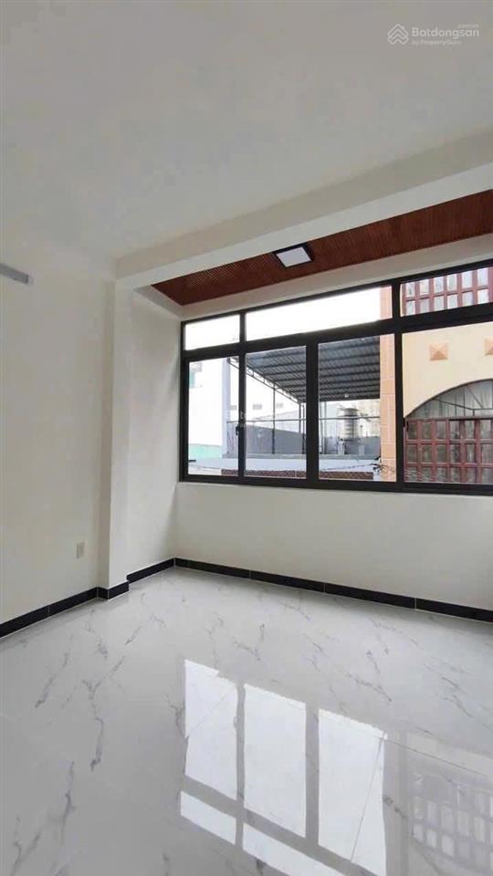 Bán nhà mới xây tại an bình, 5,99 tỷ, 30m2, 3pn, 3wc, 4 tầng, hàng hiếm sổ nở hậu