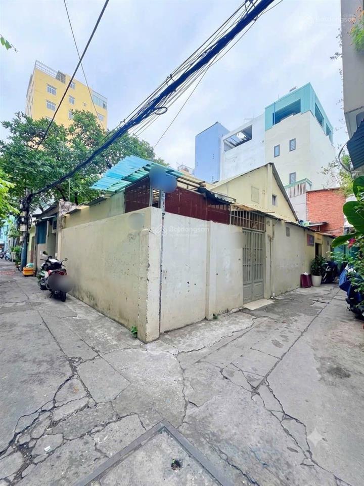 Bán nr tại huỳnh văn bánh ô tô, p1, q. phú nhuận, 10,6 tỷ, 80m2, chính chủ sổ riêng 5mx18m