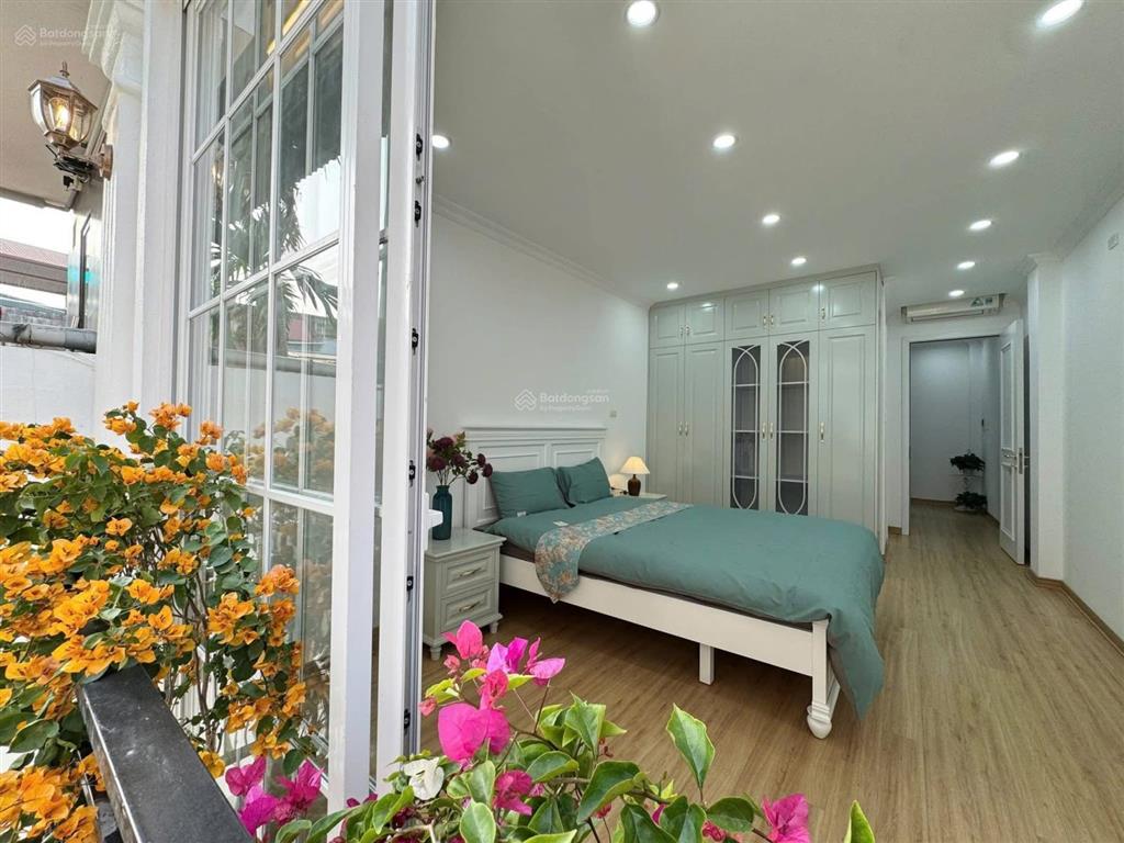 Bán nhà phố lạc long quân  phân lô ô tô  7 tầng thang máy  kinh doanh  phân khúc hiếm