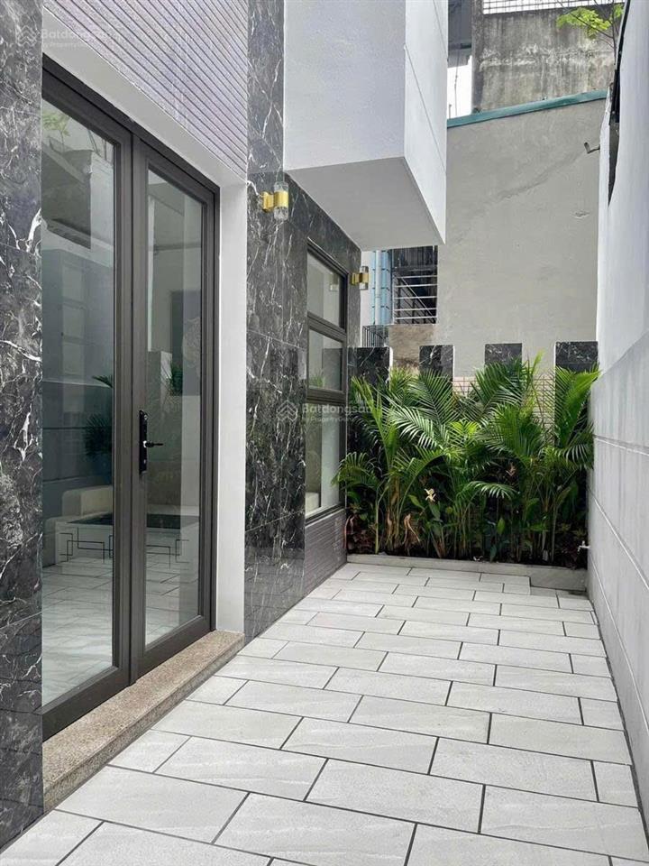 Ccmn vip tây hồ  dt 48m x 7 tầng  dòng tiền  gần phố