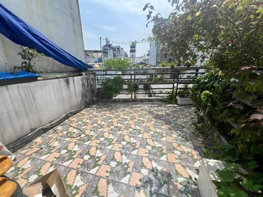 Quận 10  chỉ 3.9tỷ hiếm nhà bán  3 tầng sân thượng  28m2 đầy đủ công năng