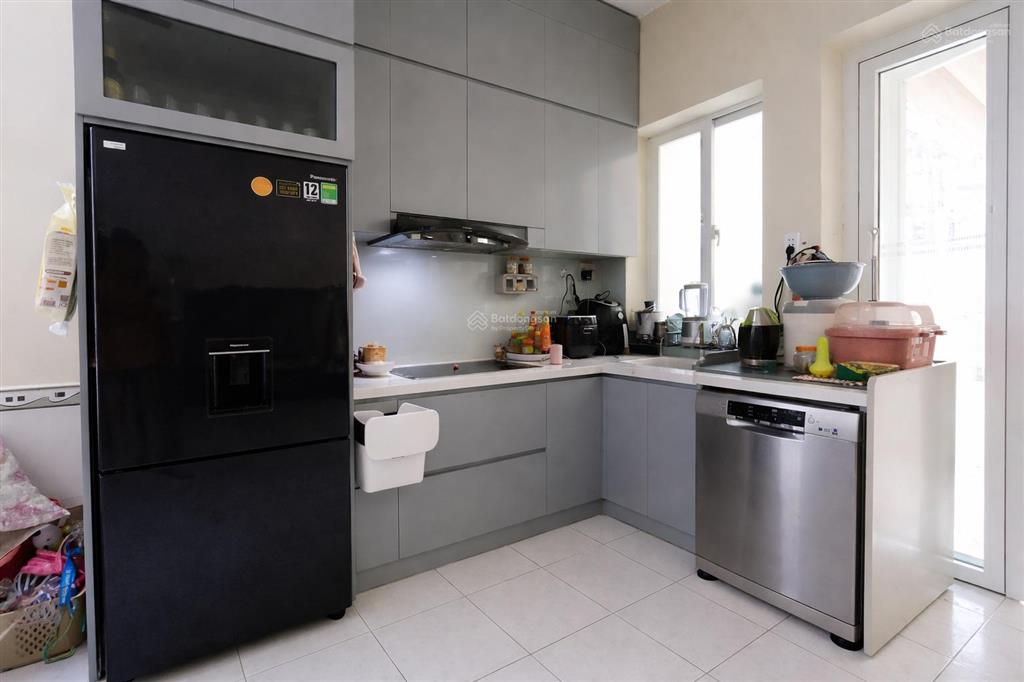 Bán nhà gò vấp, 4.4 x 17m, sát hxh, 3 phòng ngủ, sân trước rộng rãi, 5.9 tỷ