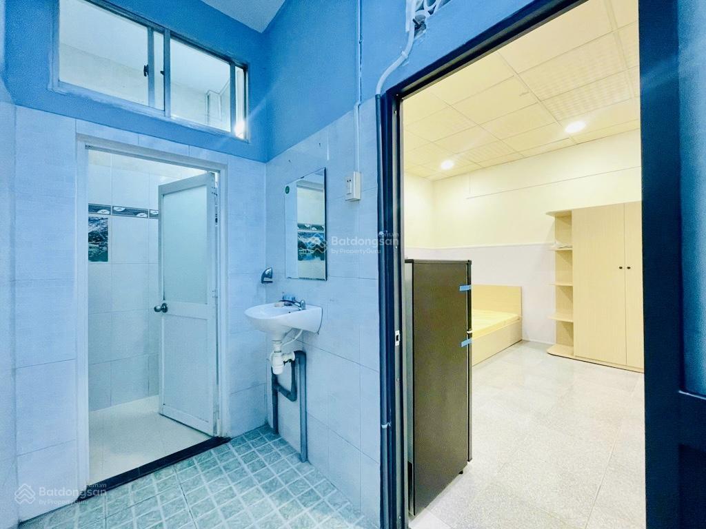 Bán nhà lam sơn, phú nhuận, khu vực hiếm nhà bán, sát hxh, 4.8 x 17m, có sẵn dòng tiền, 8.4 tỷ