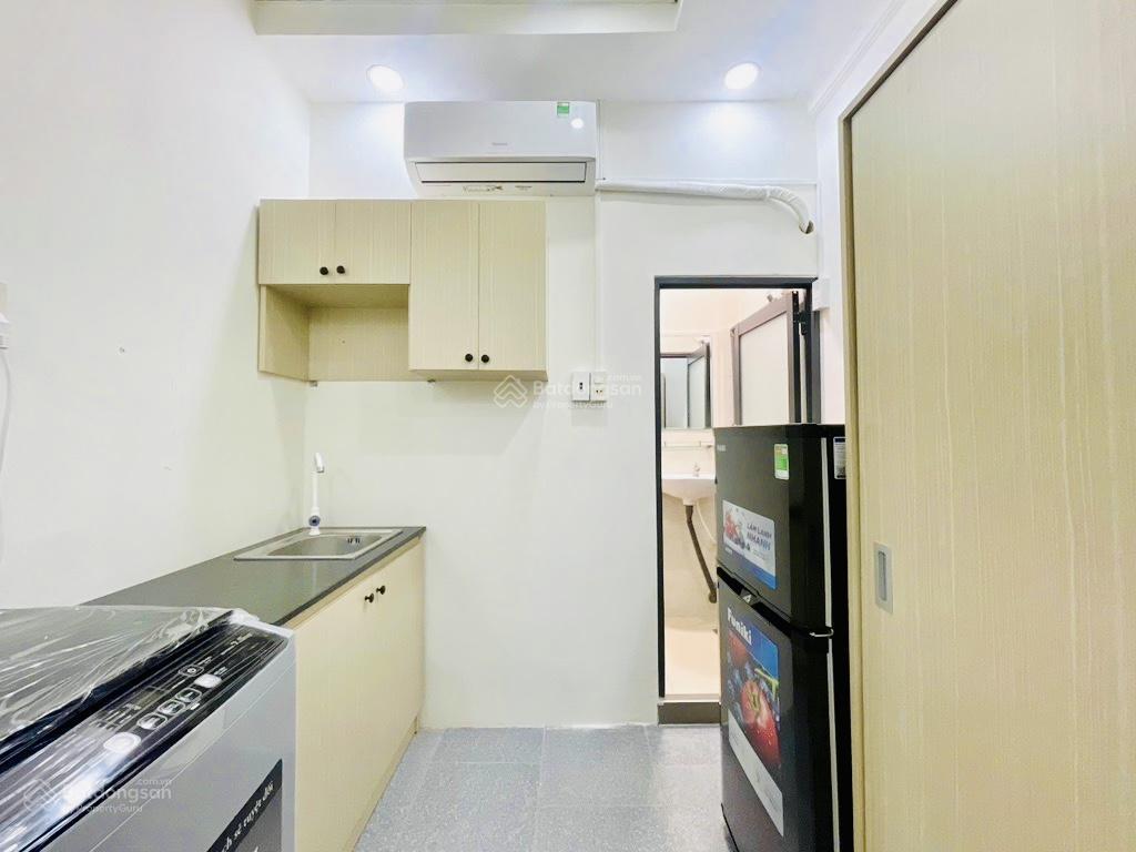 Bán nhà lam sơn, phú nhuận, khu vực hiếm nhà bán, sát hxh, 4.8 x 17m, có sẵn dòng tiền, 8.4 tỷ