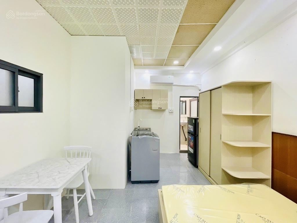 Bán nhà lam sơn, phú nhuận, khu vực hiếm nhà bán, sát hxh, 4.8 x 17m, có sẵn dòng tiền, 8.4 tỷ