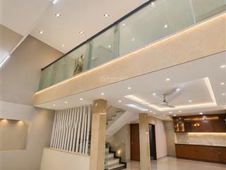 Bán nhà lớn thích quảng đức, phú nhuận, 7 x 12m 82m2, 5 tầng, nội thất gỗ xịn, khu phân lô, 24.9 tỷ