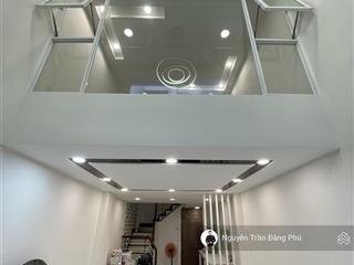 Cho thuê nhà riêng 4pn, 5wc, 45m2, giá siêu hời tại phường 2, quận 11, hồ chí minh